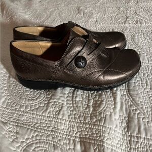 Clarks Metallic Brown Women's Shoes